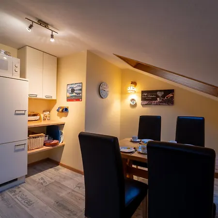 Haus Im Oberland Berg Apartman *
